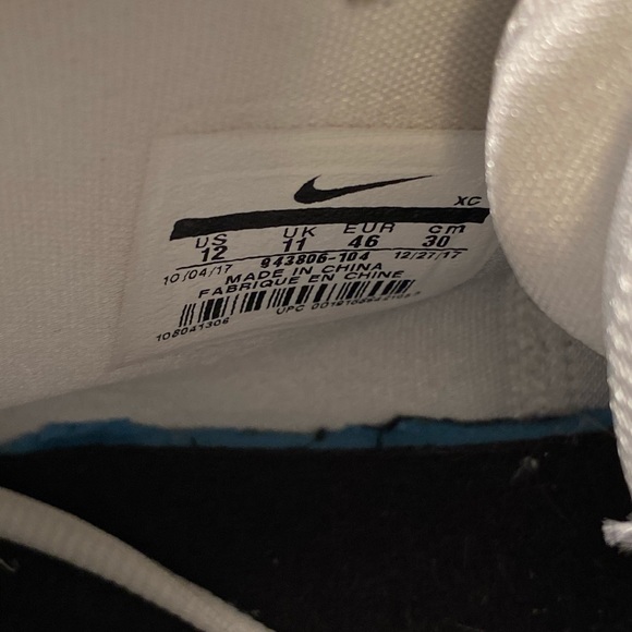 Men’s Nike Iridescent Swoosh Size 12 Sneakers - Picture 2 of 8